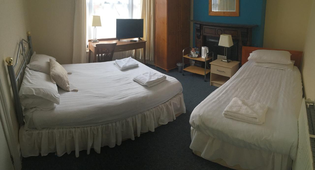 Four Seasons Budget Aberystwyth Zewnętrze zdjęcie