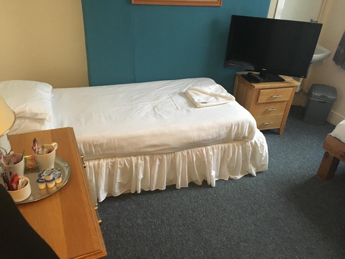 Four Seasons Budget Aberystwyth Zewnętrze zdjęcie